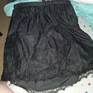 Lace forever 21 skirt